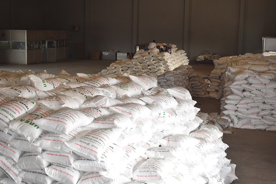 बंगलादेशबाट युरिया मल वीरगञ्ज आइपुग्यो