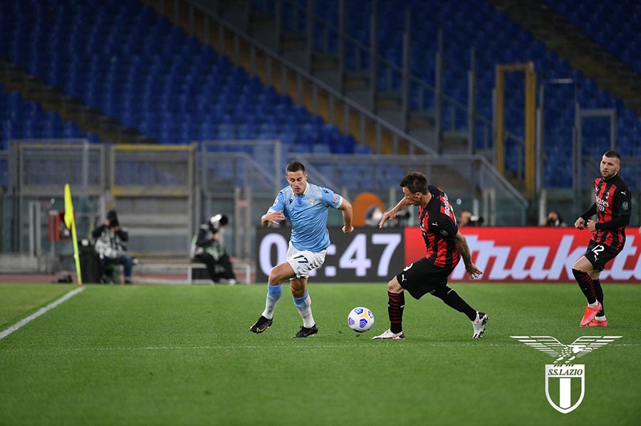 लाजियोसँग हारेपछि एसी मिलान पाँचौ स्थानमा झर्‍यो