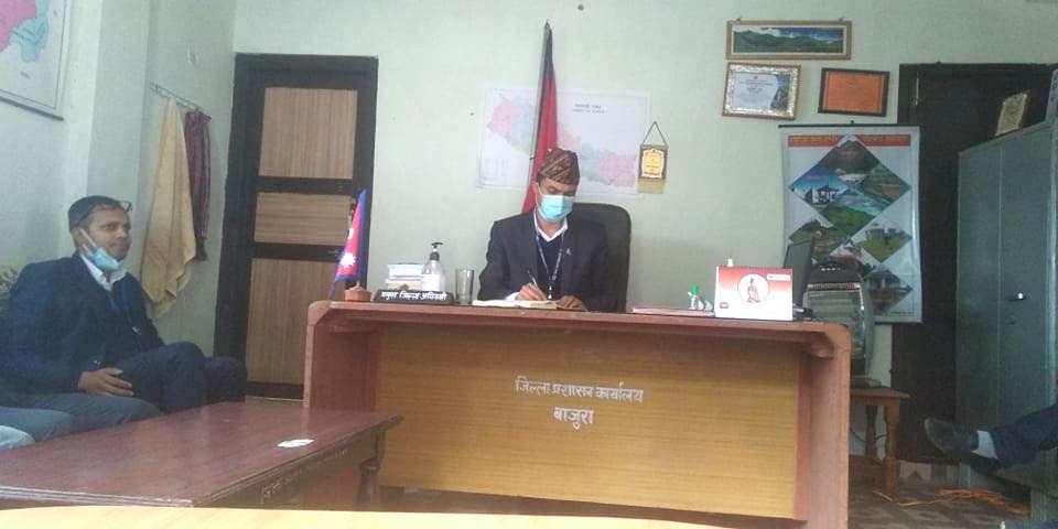 बाजुरामा निषेधाज्ञा बढ्छ तर खुकुलो हुन्छः प्रजिअ अधिकारी