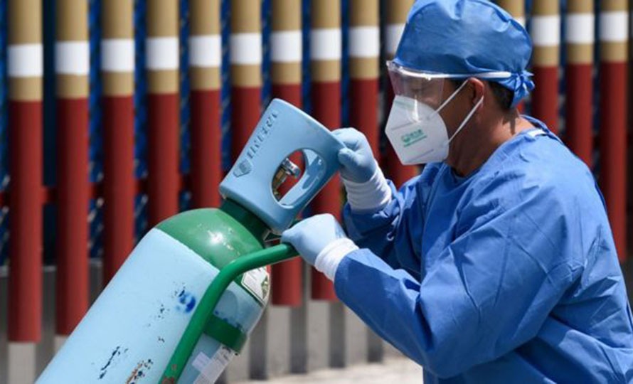 अक्सिजन होइन, सिलिण्डरको अभाव छ !