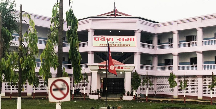 मधेश सरकारमा सहभागी एमालेका मन्त्रीद्वारा राजीनामा