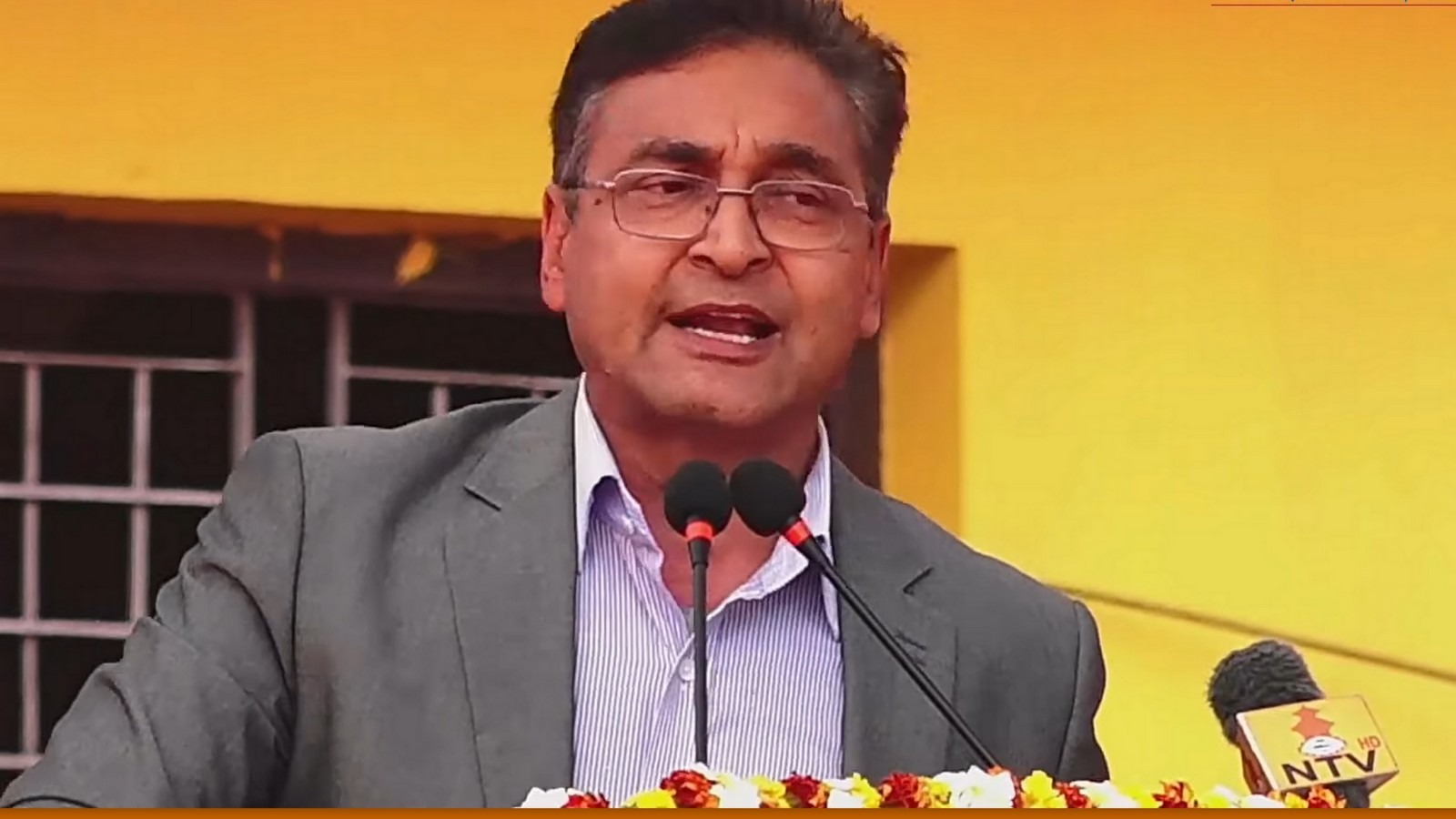 पूर्वउपप्रधानमन्त्री रायमाझी सम्पर्कविहीन