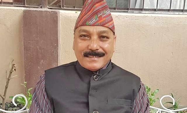 केपी ओलीले संविधानको शक्ति थाहा पाए : दिनेश त्रिपाठी