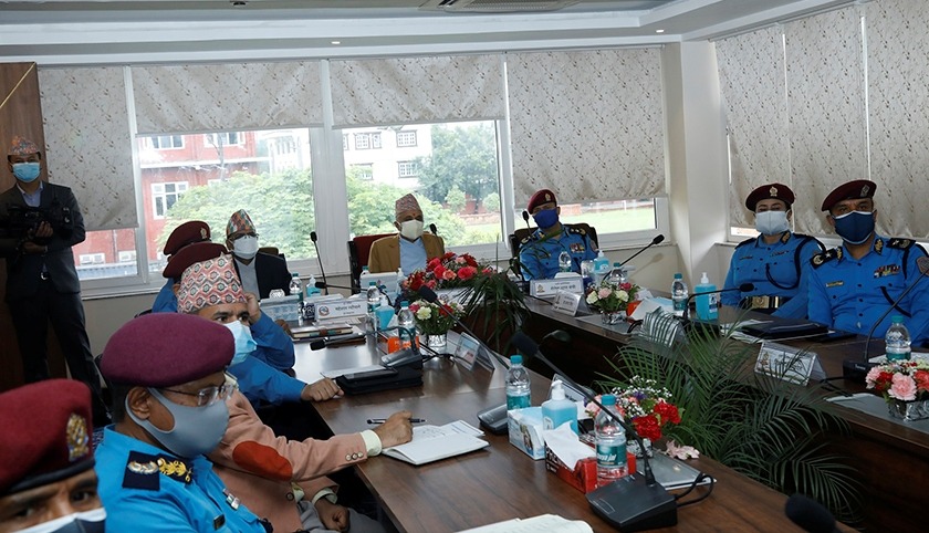 निर्वाचनका लागि तयार रहन प्रहरीलाई गृहमन्त्रीको निर्देशन