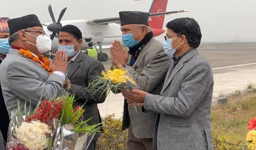 मुख्यमन्त्री त्रिलोचन भट्ट र प्रचण्डबीच भेटवार्ता, के भयो छलफल ?