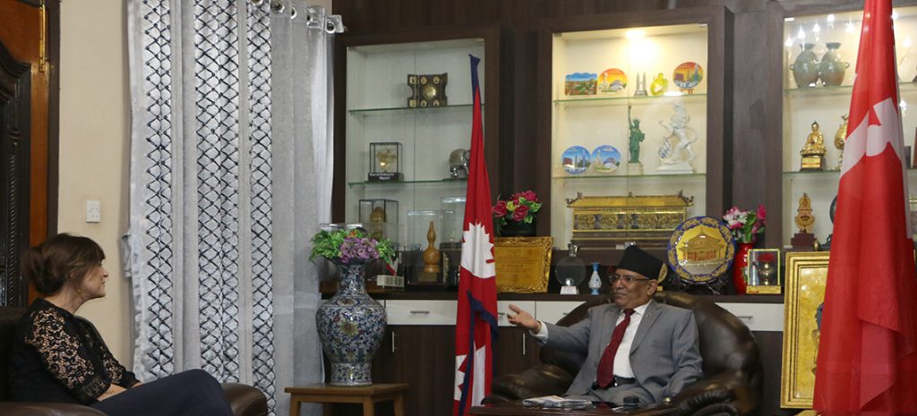 अष्ट्रेलियाली राजदूतद्वारा अध्यक्ष प्रचण्डसँग शिष्टाचार भेट