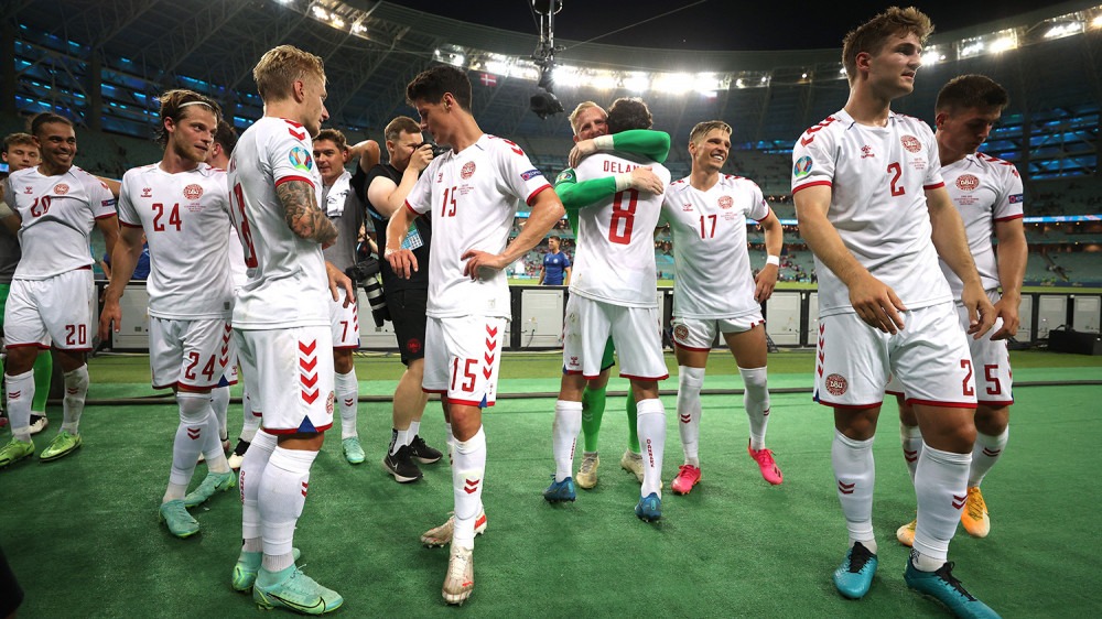 एरिक्सनका लागि खेलिरहेको डेनमार्क