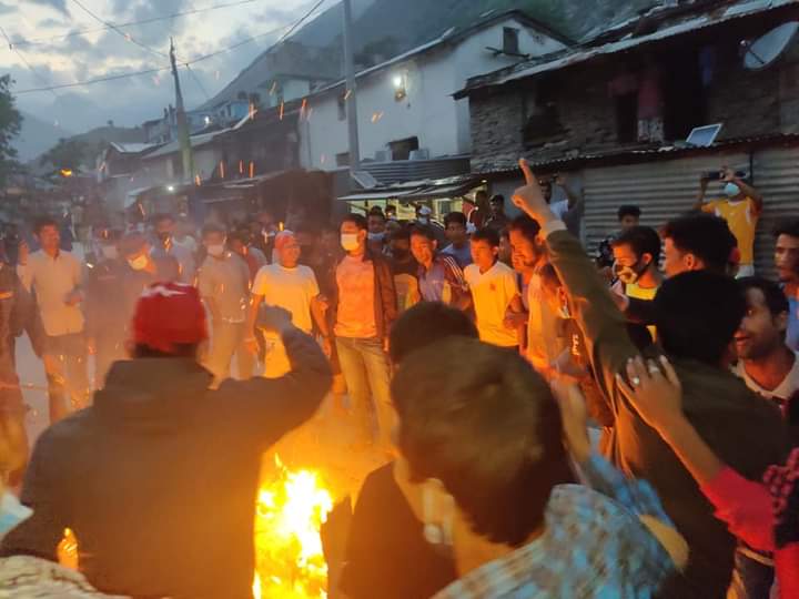 ओली सरकार विरुद्ध काेल्टीमा विद्यार्थीकाे राँके जुलुस