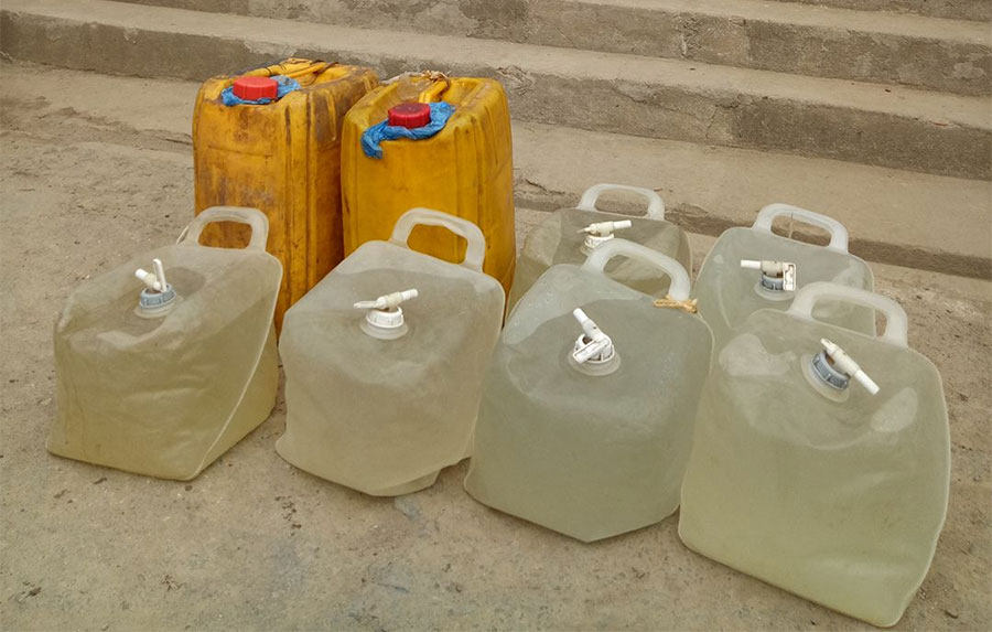 विषाक्त मदिरा प्रकरण : मजदुरले खाएको खाना र मदिरा परीक्षण गरिँदै