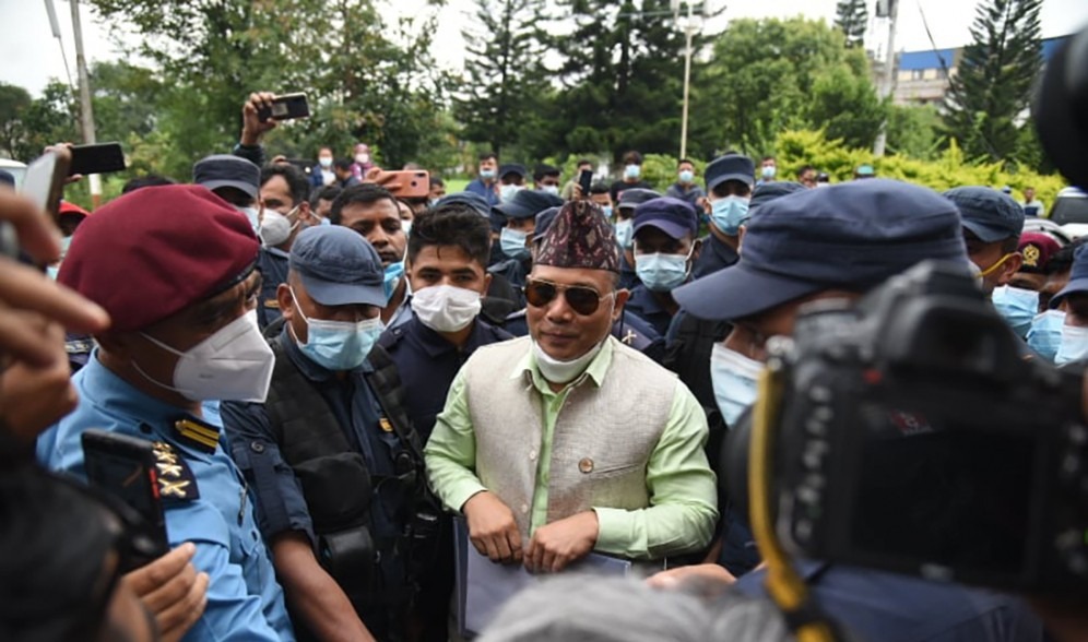 जसपा विवादमा रेशम चौधरी तटस्थ