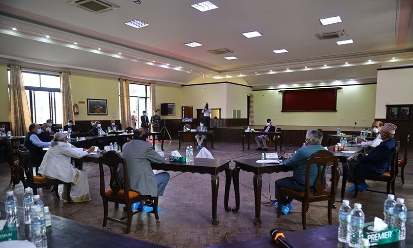 घिमिरेमाथि आक्रमण गर्नेलाई कारवाही गर्न सभापति देउवाको निर्देशन