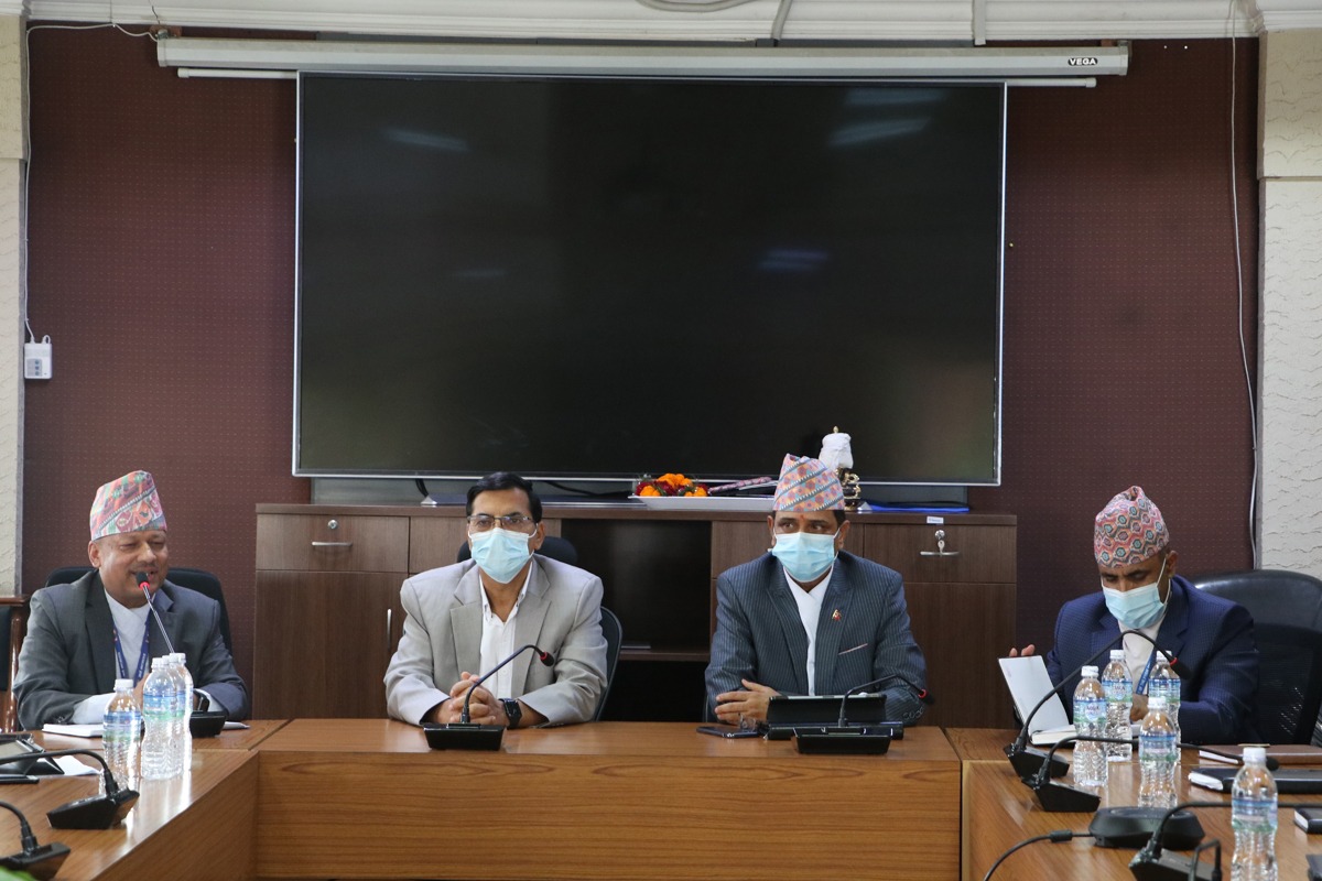 अर्थ मन्त्रालयमा नयाँ सचिवले थाले काम