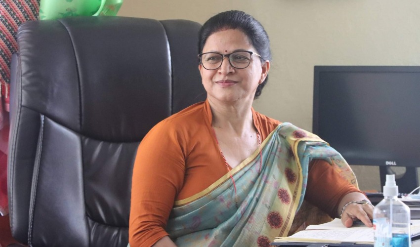 ‘सुदूरपश्चिमका बहुमत प्रदेश सांसद माधव नेपालसंगै छौँ’