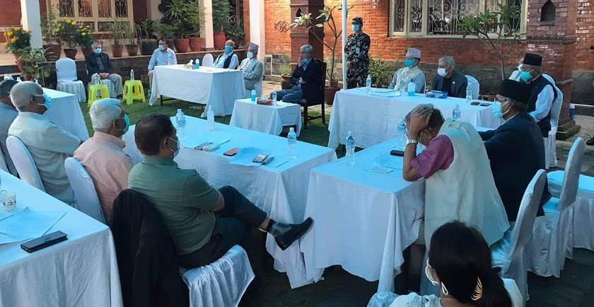 काँग्रेस केन्द्रीय समिति बैठकमा कालो मास्क प्रतिबन्ध, मोबाइलबाट फोटो खिच्न नपाइने