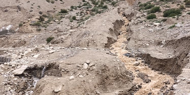 लगातारको वर्षापछि आएको पहिरोले तुम्कोटमा क्षति