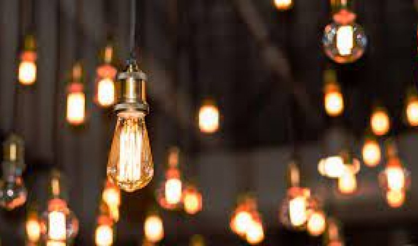 वर्षौँपछि बिजुली पुग्दा डोटीमा खुशीयाली