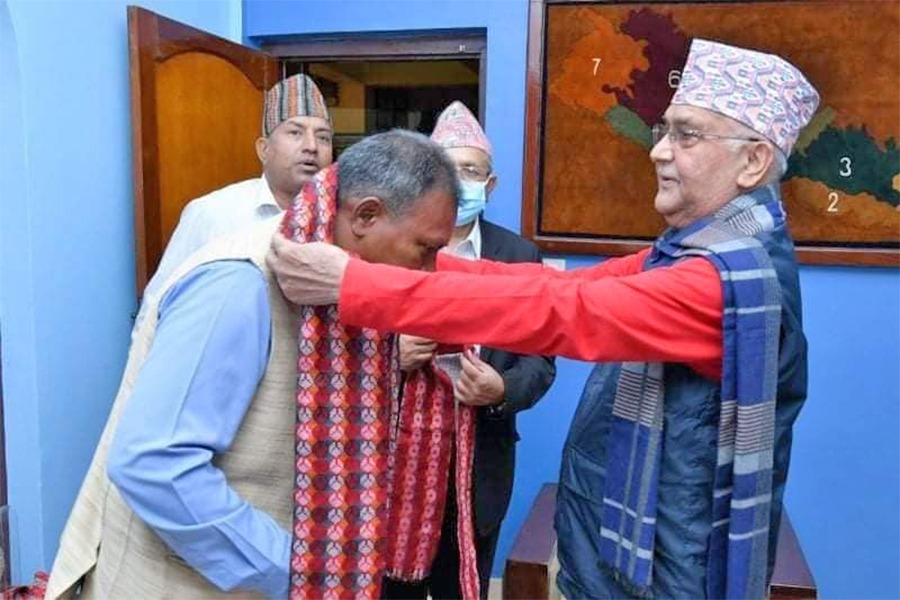 संविधानसभाका सदस्य राजवंशी एमाले प्रवेश