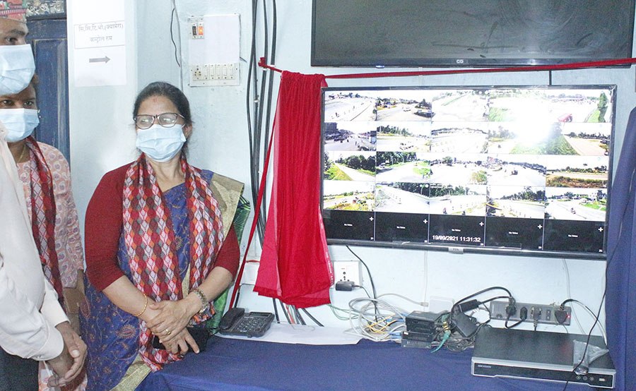 सुदूरपश्चिम सरकारले पूर्वपश्चिम राजमार्गमा जडान गरेका सीसीटीभी क्यामेरा सञ्चालनमा