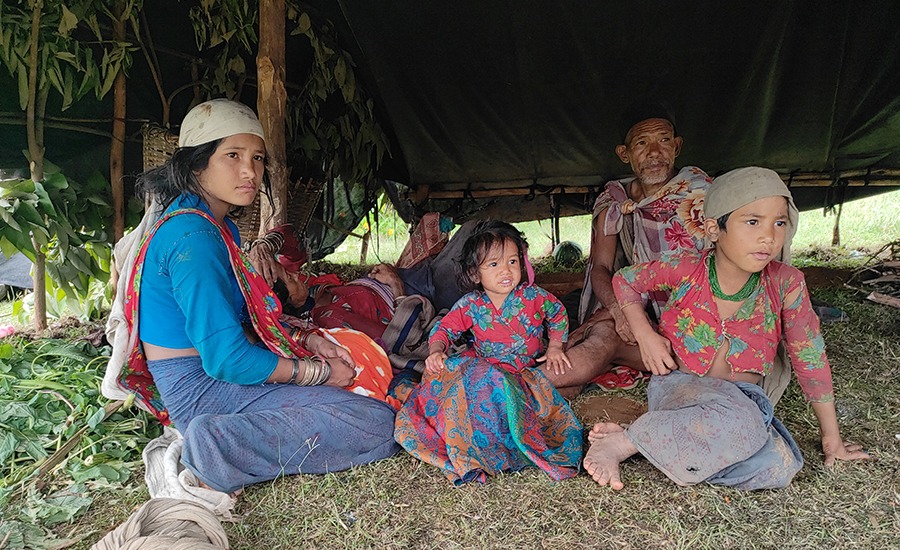 छाप्रामै थलिए राउटे, बस्तीमै चिकित्सक पठाइदिन आग्रह