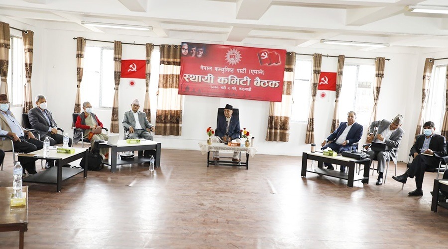 एमालेमा ७० वर्षे उमेर हद कायमै, सबै पदाधिकारी निर्वाचित हुने