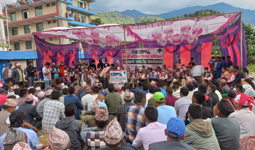 बझाङ कांग्रेसमा भाँडभैलोः मतदान अधिकृत नै गायब