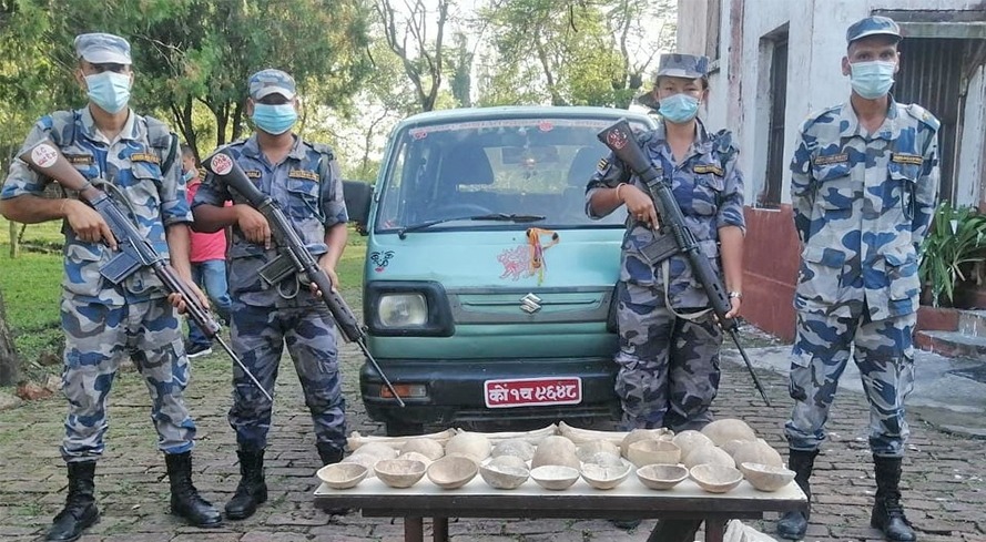 विराटनगर नाकाबाट मानव अङ्गसहित दुईजना पक्राउ