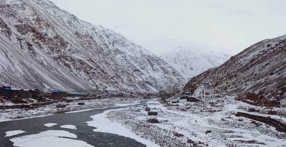 हिल्सामा सातादेखि हिमपात