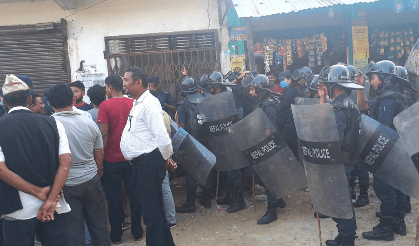 कैलालीमा एमाले र एकीकृत समाजवादीबीच झडप