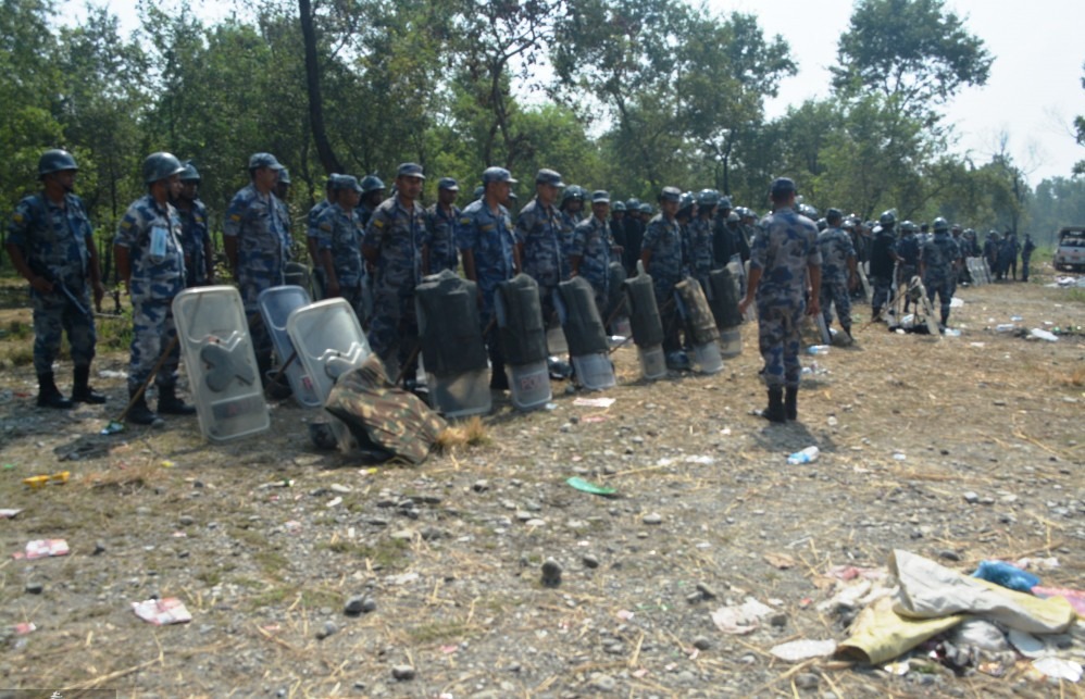 मोतीपुर घटनाको विरोध गर्दै युवासंघले माग्यो गृहमन्त्रीको राजीनामा