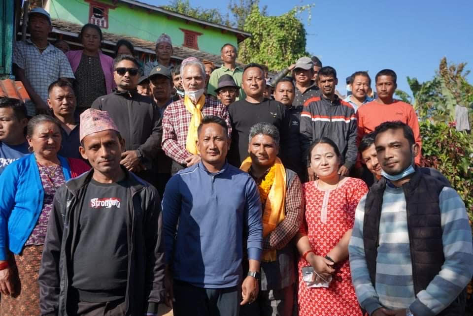 गृहजिल्लामा घरदैलो गर्दै बाबुराम