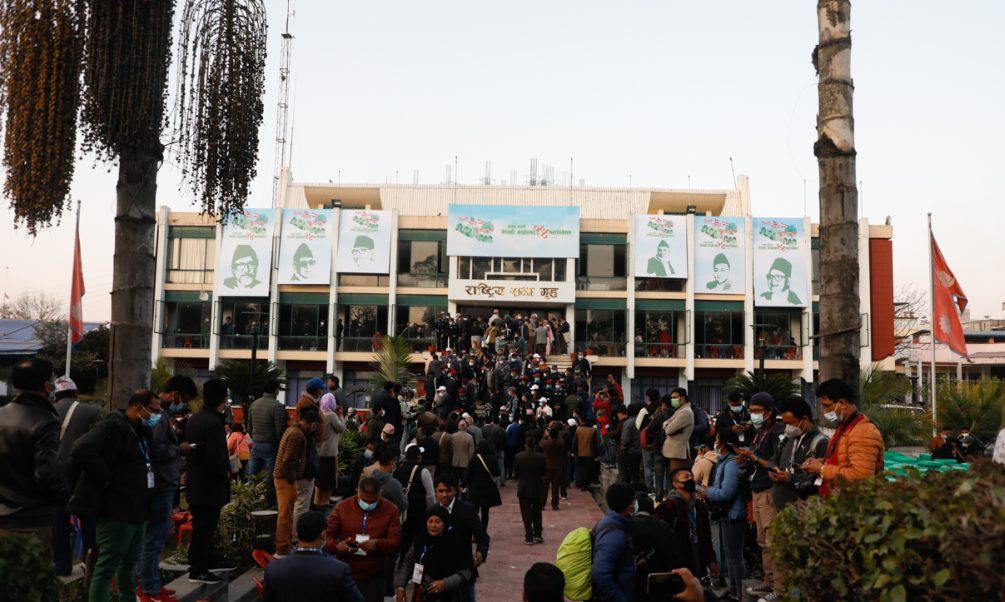 पदाधिकारीका २ सहित ५७ जनाले लिए उम्मेदवारी फिर्ता