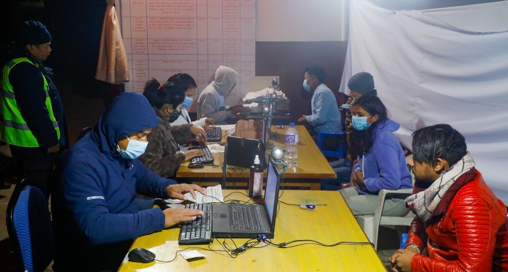 १८ दिनमा थपिए ४ लाख मतदाता