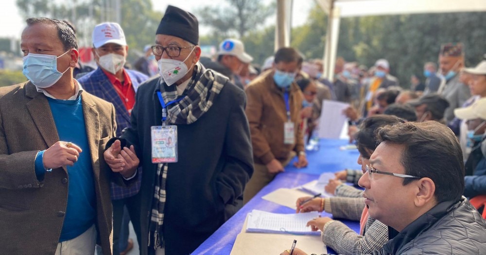 काँग्रेस महाधिवेशन : ३८० मत खस्यो