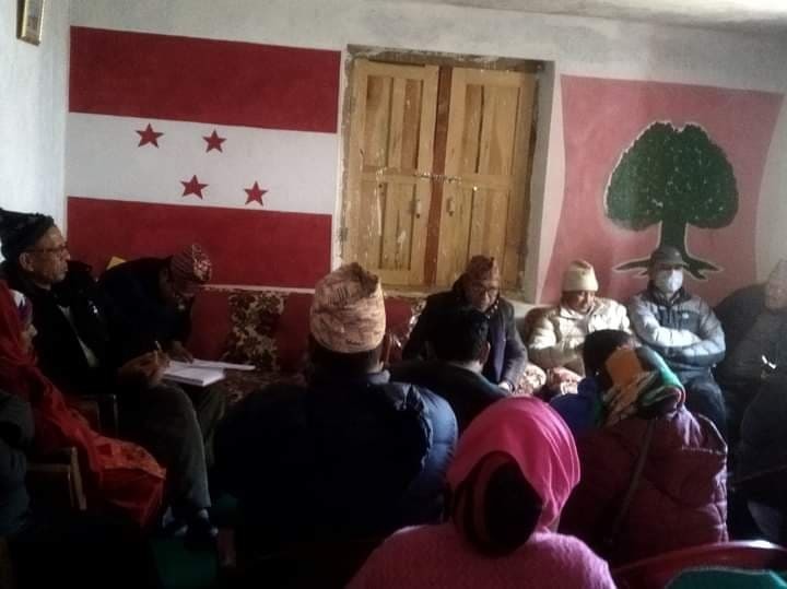 काँग्रेस बाजुराको तेस्रो बैठक सम्पन