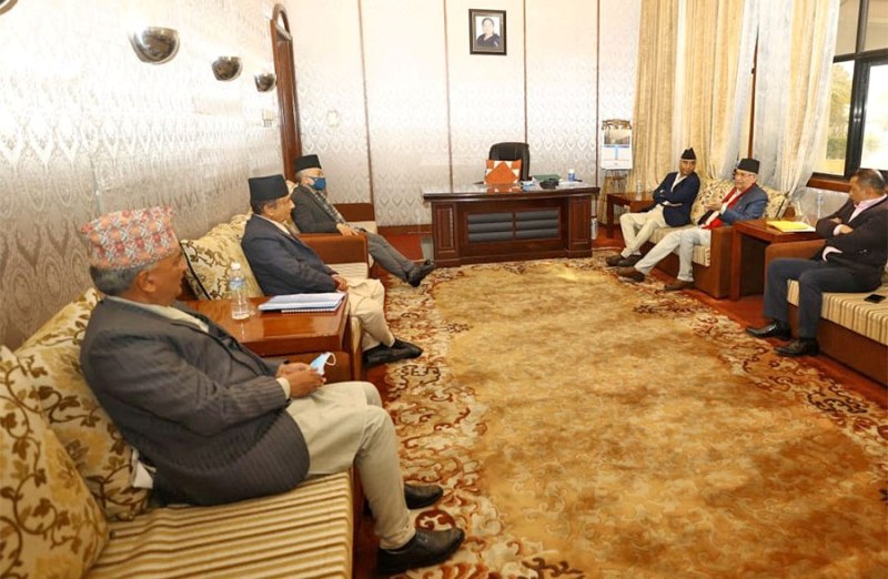 कांग्रेस र एमाले शीर्ष नेताहरूबीच छलफल सुरु