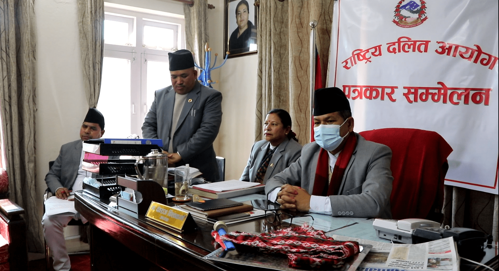 ‘एक विद्यालय, एक दलित शिक्षक’ कार्यान्यन गर्न सरकारलाई दलित आयोगको निर्देशन [विज्ञप्तिसहित]