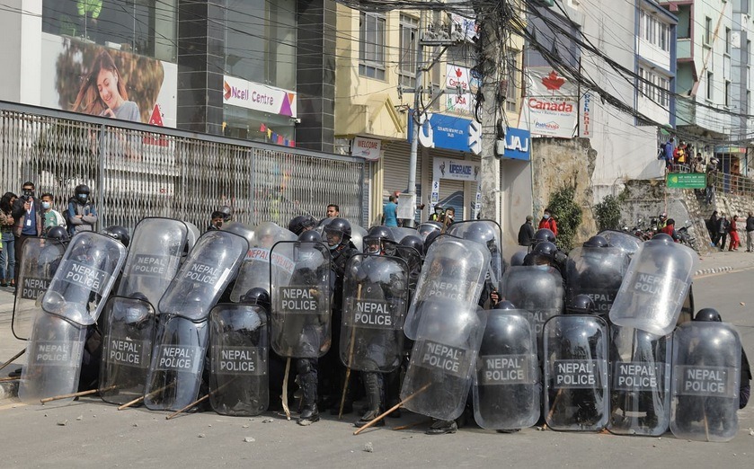 माइतीघरदेखि बानेश्वरसम्म ठूलो संख्यामा प्रहरी तैनाथ