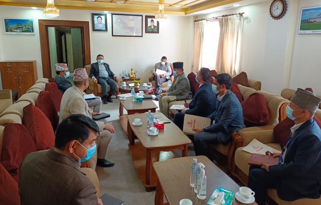 गृहमन्त्री र अर्थमन्त्रीबीच निर्वाचनलक्षित बजेटबारे छलफल