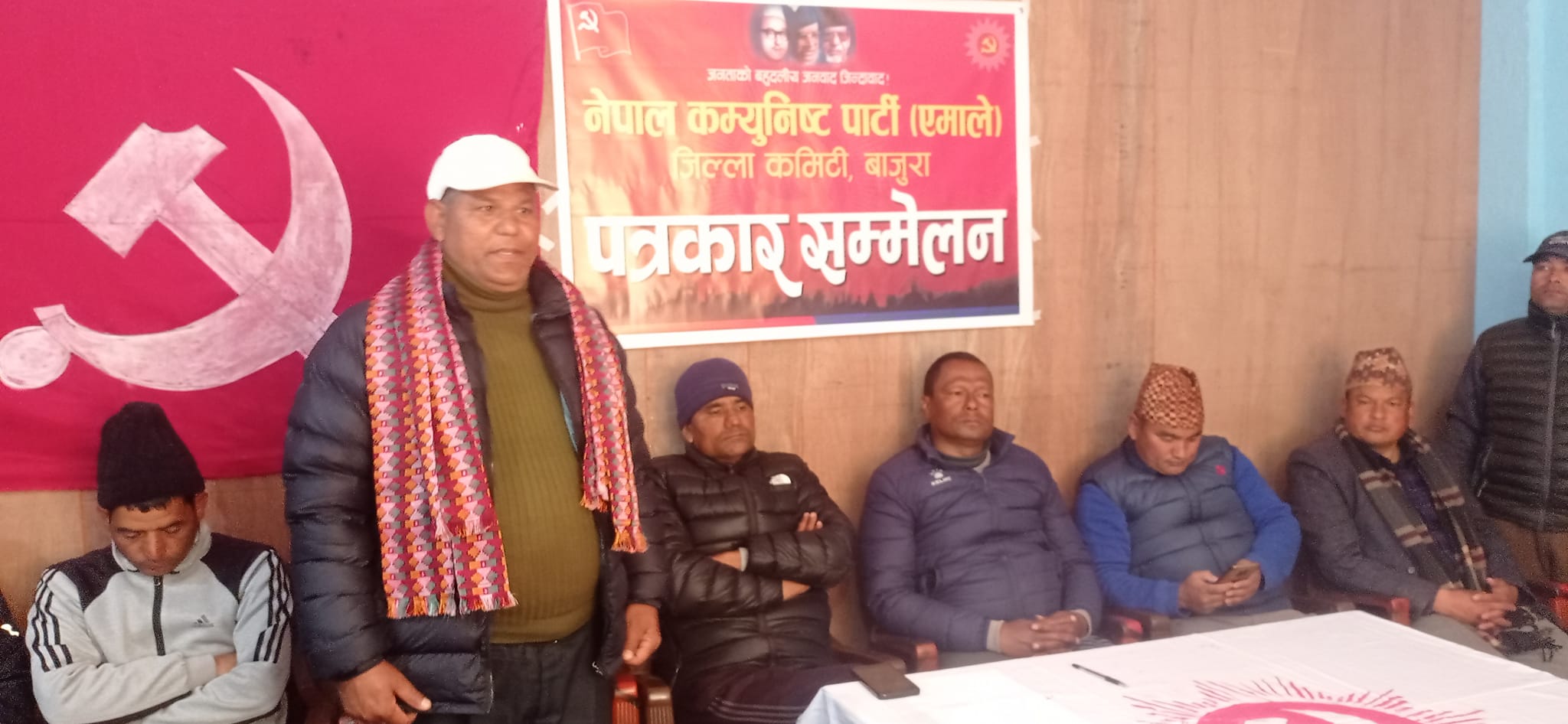 दुईदशकपछि एमालेको सक्रिय राजनीतिमा फर्किए त्रिवेणीका खड्क साउँद