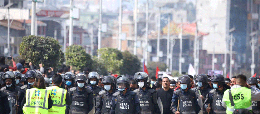 ‘आर्मी पुलिस, दाजुभाई, सहयोग गर राष्ट्रलाई !’