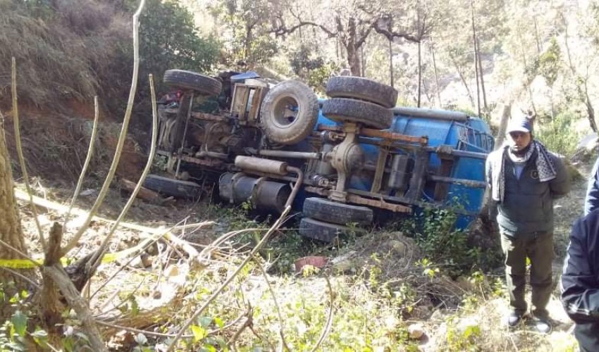 ट्याङकर दुर्घटना हुँदा एक जनाको मृत्यु