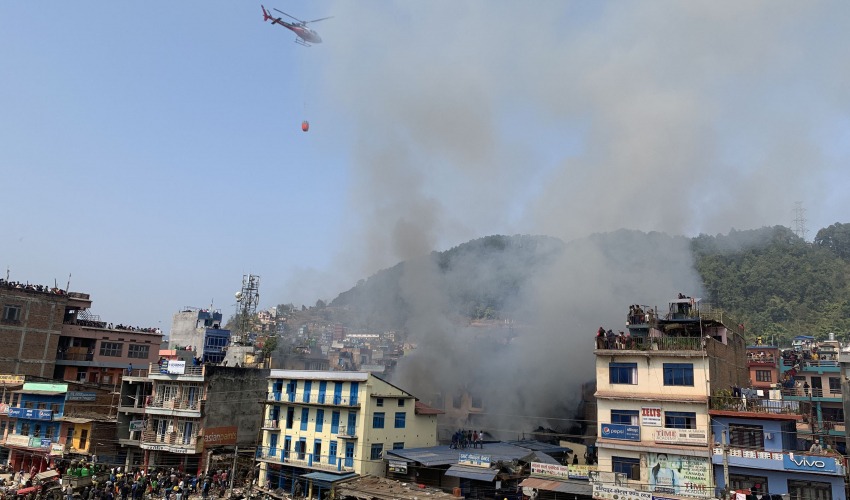 चार घण्टापछि आगलागी नियन्त्रणमा, क्षतिको विवरण आउन बाँकी