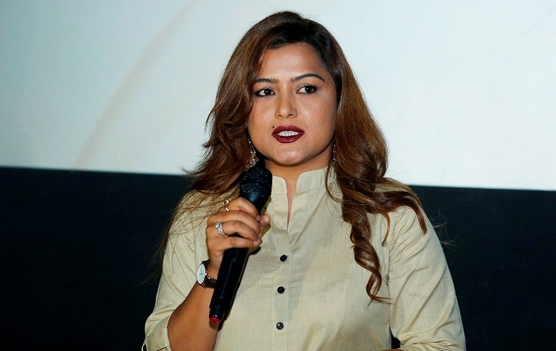 गालीगलौज गर्नेविरुद्ध रेखा थापाले दिइन् जाहेरी