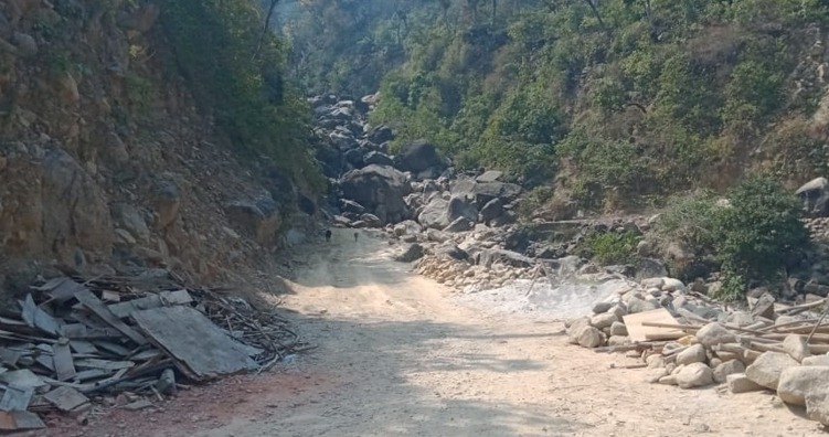 ५४ वर्षपछि चिसापानी–जंगलघाट–मंगलसेन सडकको ट्र्याक खुल्यो