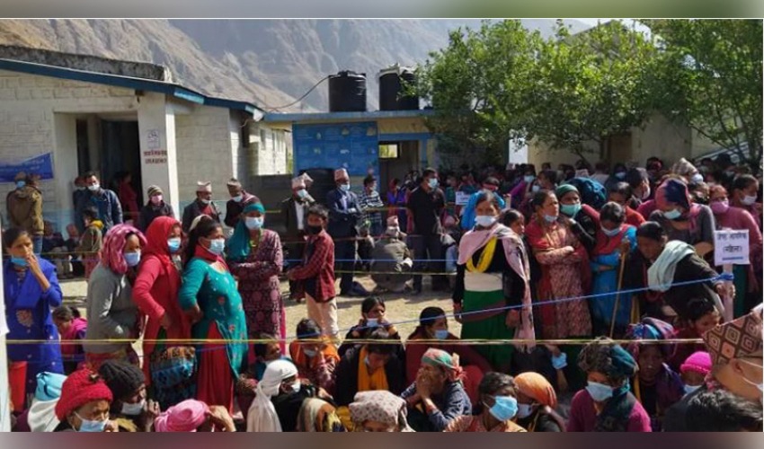 बाजुरामा स्वास्थ्य शिविर