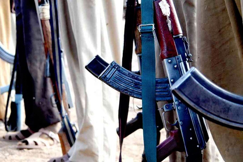 प्रहरी जवानले आफैँमाथि बन्दुक ताकेपछि!