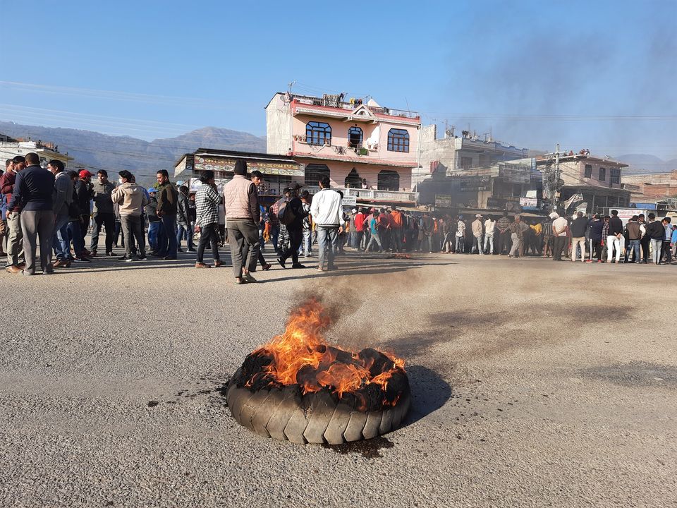 कालिकोटका व्यापारी मृत्यु प्रकरण : सुर्खेतमा यातायात बन्द