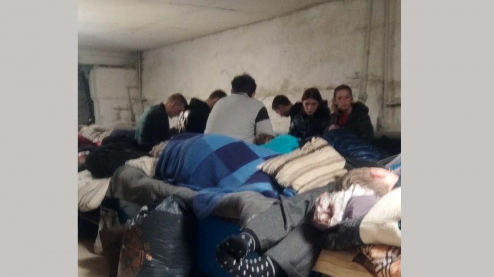 नेपाली विद्यार्थी १० दिनदेखि युक्रेनको बंकरमा