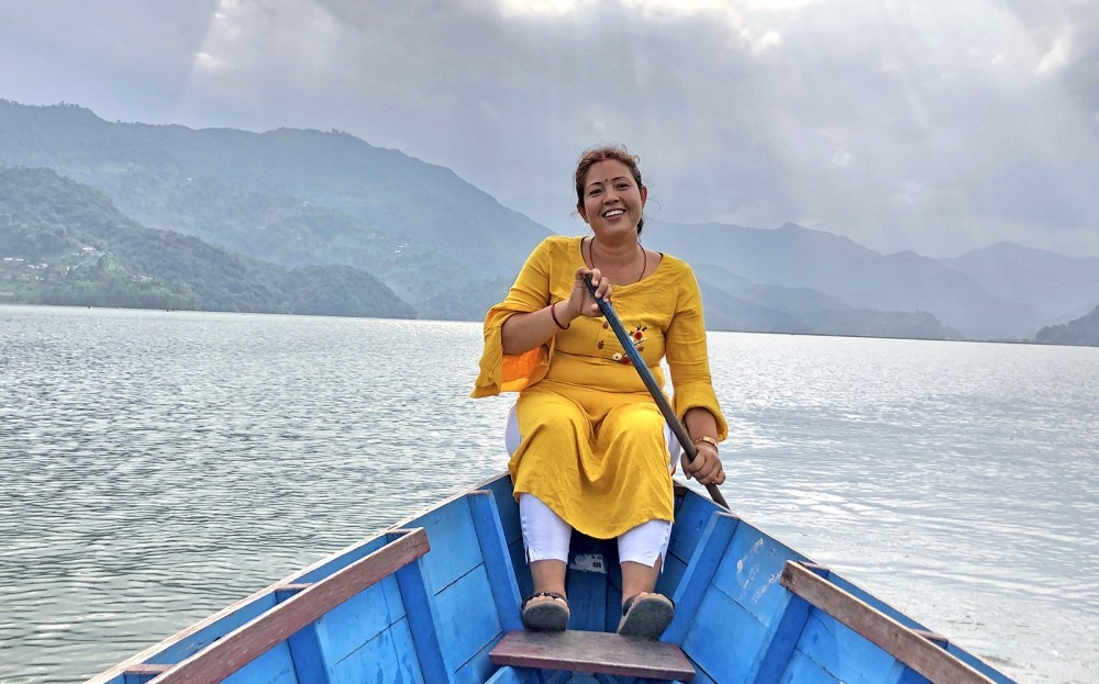 माछा मारेर पढाइ, डुंगा खियाएर नेता