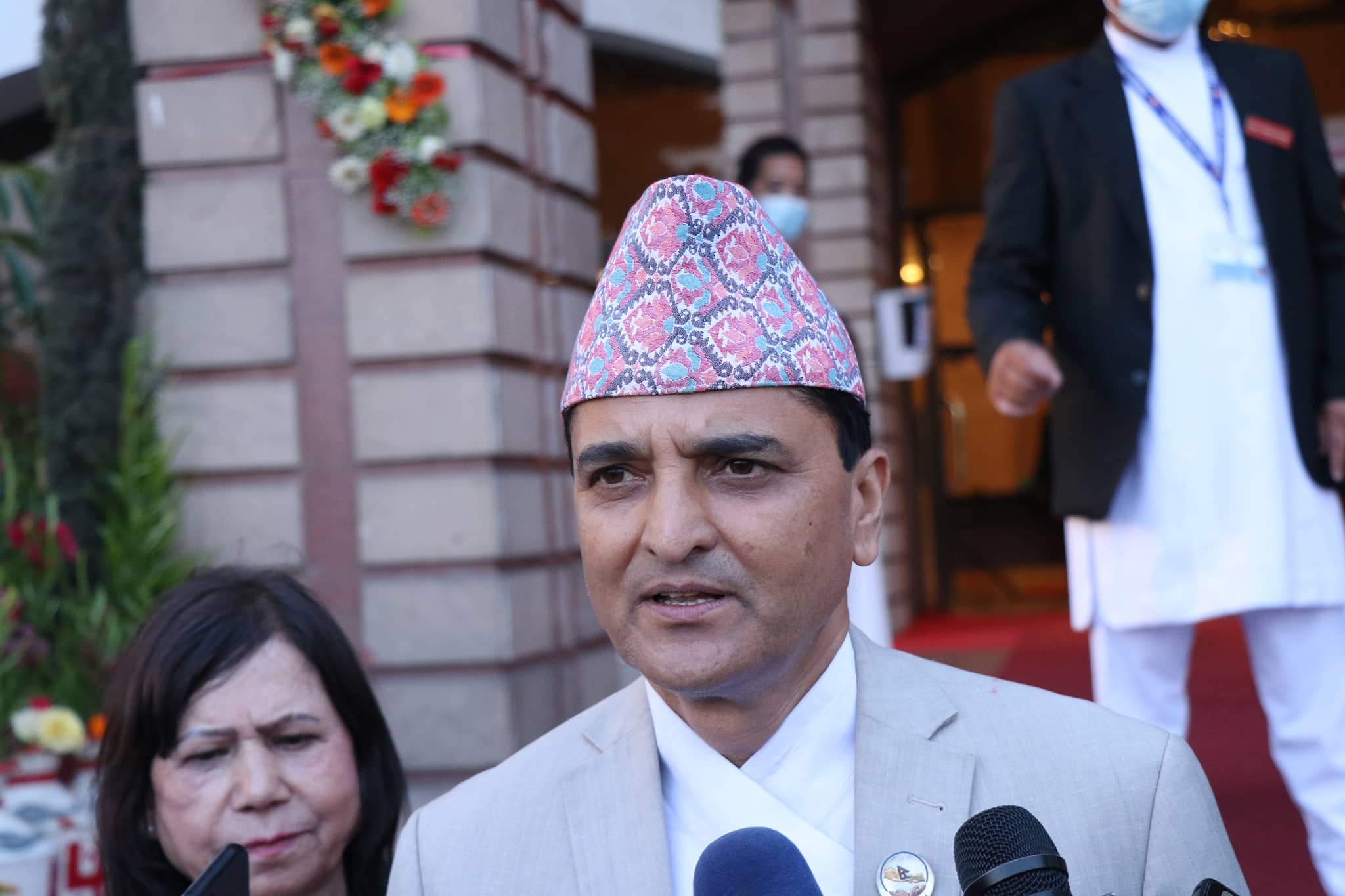 नीति तथा कार्यक्रम समयको बर्बादी मात्रै हो : एमाले सचिव भट्टराई